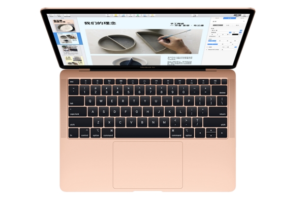 MacBook Air迎来升级:大降价!
