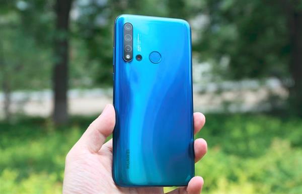 华为nova 5i要火！1999元四摄+4000mA