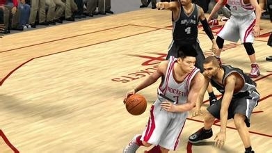 《NBA 2K14》抢篮板技巧详细介绍
