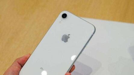 iphone xr卡贴安放详细方法