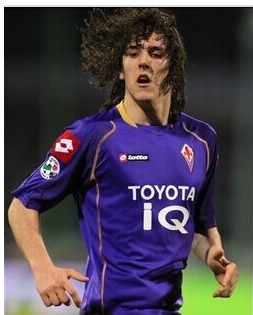 实况足球2017中轴线人员推荐攻略