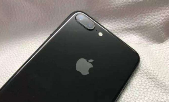 苹果8p打字不弹出键盘的处理教程