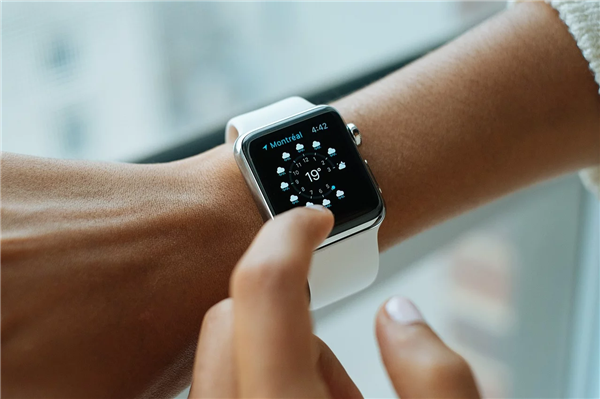 Apple Watch 6将登场:心理健康追踪功能上线