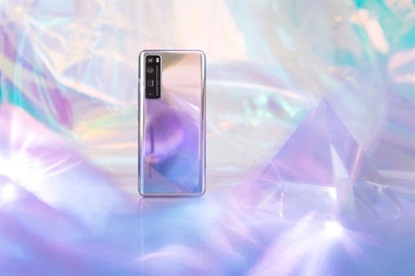 华为nova7 Pro与小王子联名款即将于6月1日拉开帷幕 最暖儿童节礼物