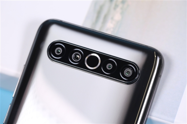 魅族17二轮开售秒售罄 官方：将拼命备货