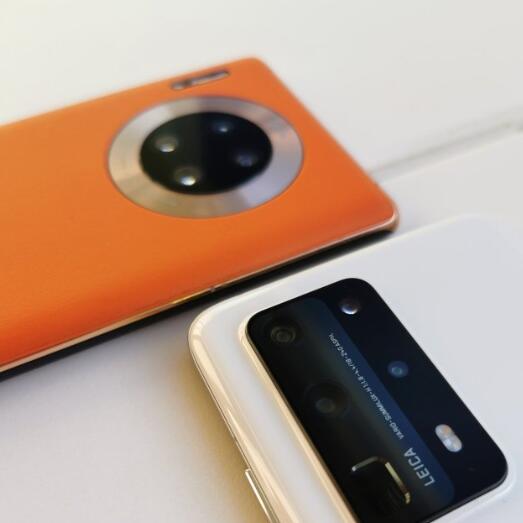 Mate史上首次!华为Mate40屏幕爆料