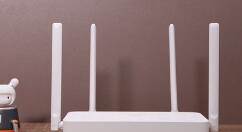 Redmi AX5来了 延续小米一贯白色简约机身设计