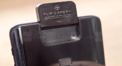 华硕ZenFone 7/7 Pro曝光 两款865真全面屏！