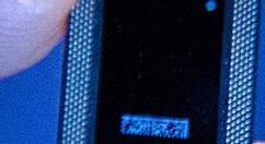 Intel展示全新混合结合封装：凸点密度猛增