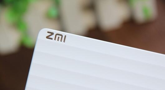 紫米车载无线充新品将至：奢华质感触手可及