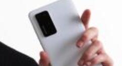 坚果 R2 现身：纯白机身