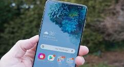 三星超大杯Galaxy S21+爆料：采用挖孔屏设计