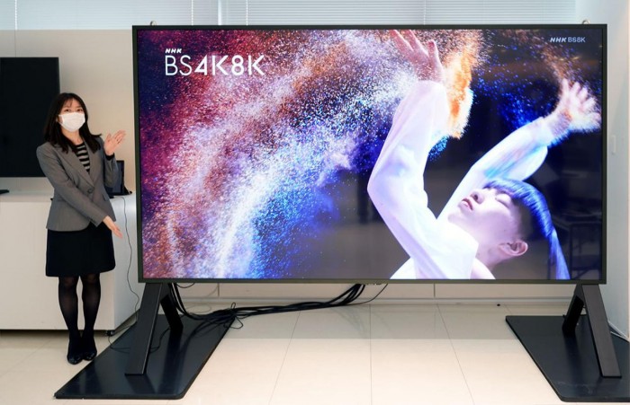 夏普新款120英寸液晶显示器：8K显示屏正式接受订购