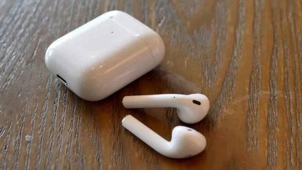 airpods3与airpods2哪款好 airpods3和airpods2区别对比讲解