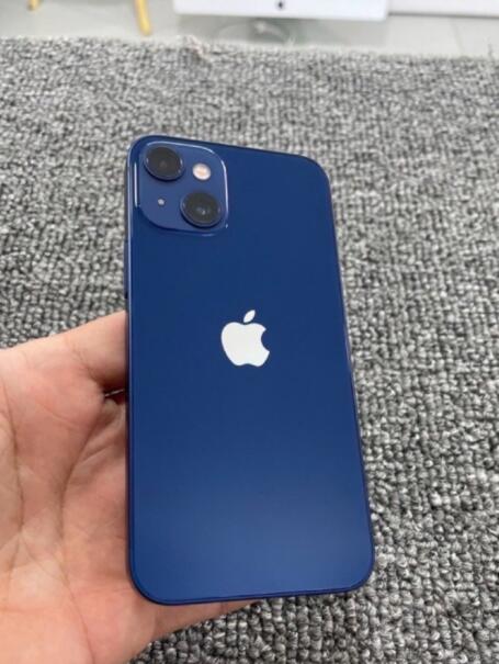 iPhone 13 mini原型机谍照曝光：对角线双摄方案实锤