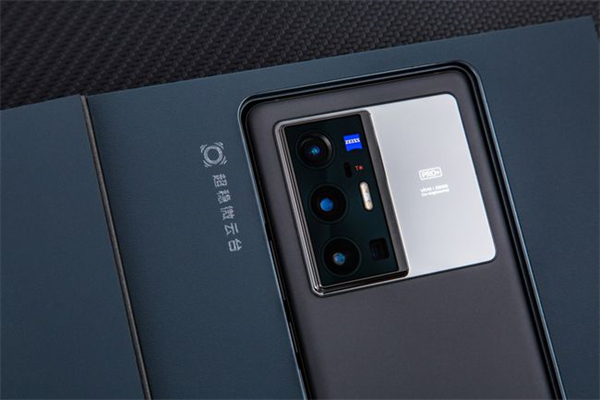 vivox70pro+有哪些配色？vivox70pro+颜色一览