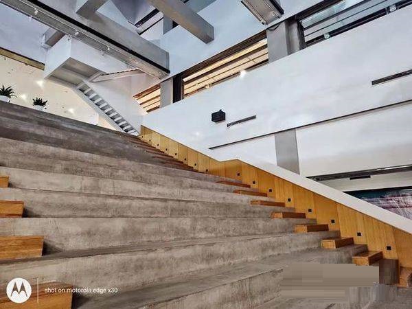 摩托罗拉edgex30拍照性能好吗？摩托罗拉edgex30拍照性能解析