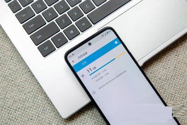 摩托罗拉G71怎么样？摩托罗拉G71真机实测详解