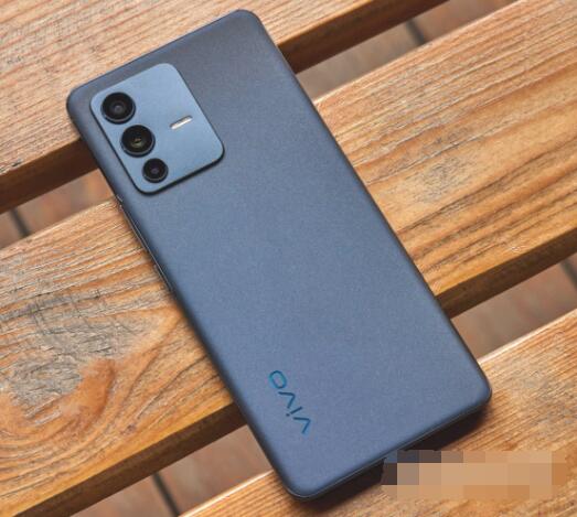 荣耀60和vivoS12哪款好？荣耀60和vivoS12对比介绍